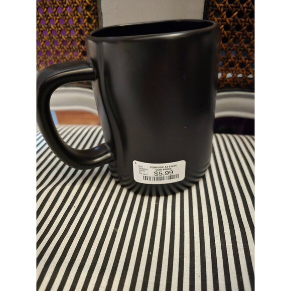 NWT Rae Dunn Fangtastic Vampire Halloween Mug Black 2021 - Picture 5 of 10